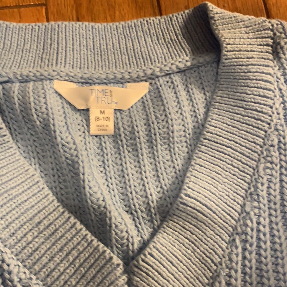 new  sweater - Picture 2 of 2